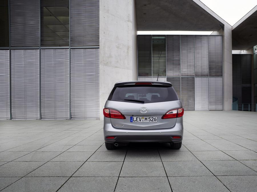  Mazda5 2013 года  (фото 17 из 29)